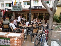 Ebenfalls sehr leckere Tapas, mit der M�glichkeit, draussen zu sitzen